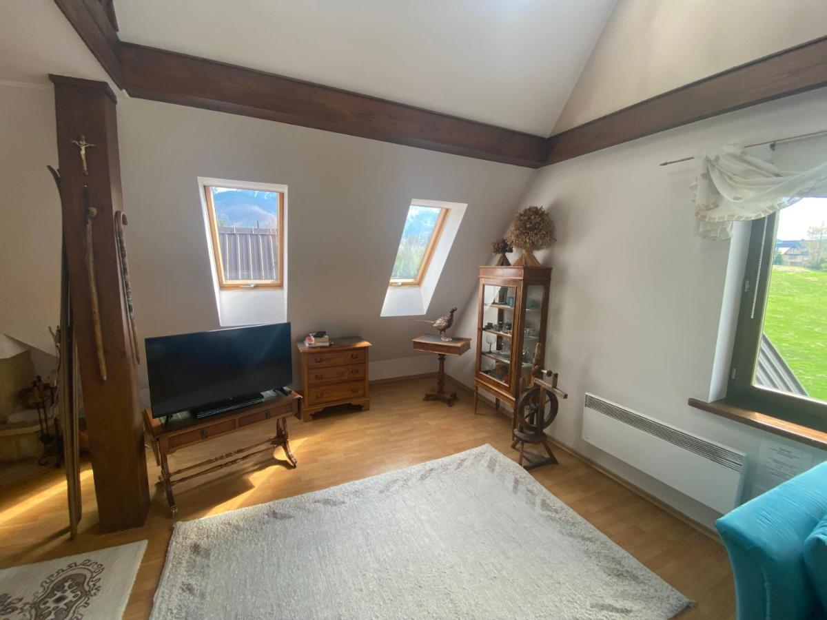 Apartment In Highlander Style With View On Giewont & Tatra Mountain